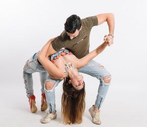 Clases de salsa en Miraflores, todos las quieren. Asiste a clases de salsa en Miraflores, nunca te moverás igual.